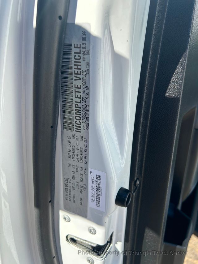 2017 Ram 3500HD WALK IN UTILITY JUST 21k MILES! FULL POWER EQUIPMENT! SUPER CLEAN UNIT! - 22928952 - 15