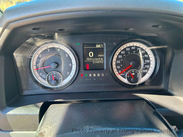 2017 Ram 3500HD WALK IN UTILITY JUST 21k MILES! FULL POWER EQUIPMENT! SUPER CLEAN UNIT! - 22928952 - 26