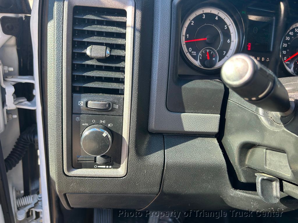 2017 Ram 3500HD WALK IN UTILITY JUST 21k MILES! FULL POWER EQUIPMENT! SUPER CLEAN UNIT! - 22928952 - 28