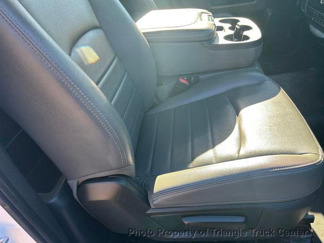 2017 Ram 3500HD WALK IN UTILITY JUST 21k MILES! FULL POWER EQUIPMENT! SUPER CLEAN UNIT! - 22928952 - 29