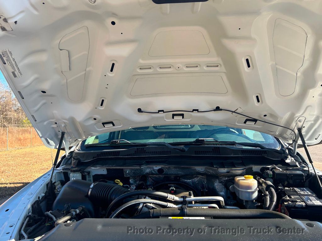 2017 Ram 3500HD WALK IN UTILITY JUST 21k MILES! FULL POWER EQUIPMENT! SUPER CLEAN UNIT! - 22928952 - 38