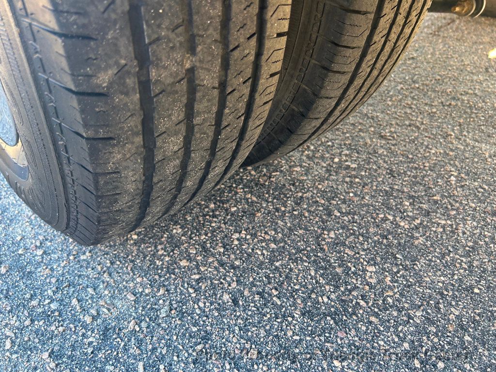 2017 Ram 3500HD WALK IN UTILITY JUST 21k MILES! FULL POWER EQUIPMENT! SUPER CLEAN UNIT! - 22928952 - 43