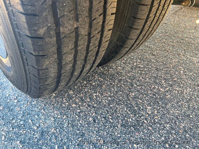 2017 Ram 3500HD WALK IN UTILITY JUST 21k MILES! FULL POWER EQUIPMENT! SUPER CLEAN UNIT! - 22928952 - 43