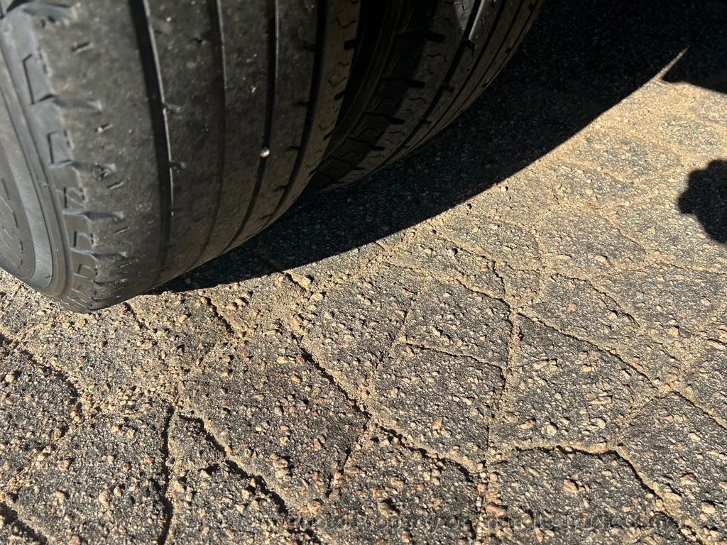 2017 Ram 3500HD WALK IN UTILITY JUST 21k MILES! FULL POWER EQUIPMENT! SUPER CLEAN UNIT! - 22928952 - 44