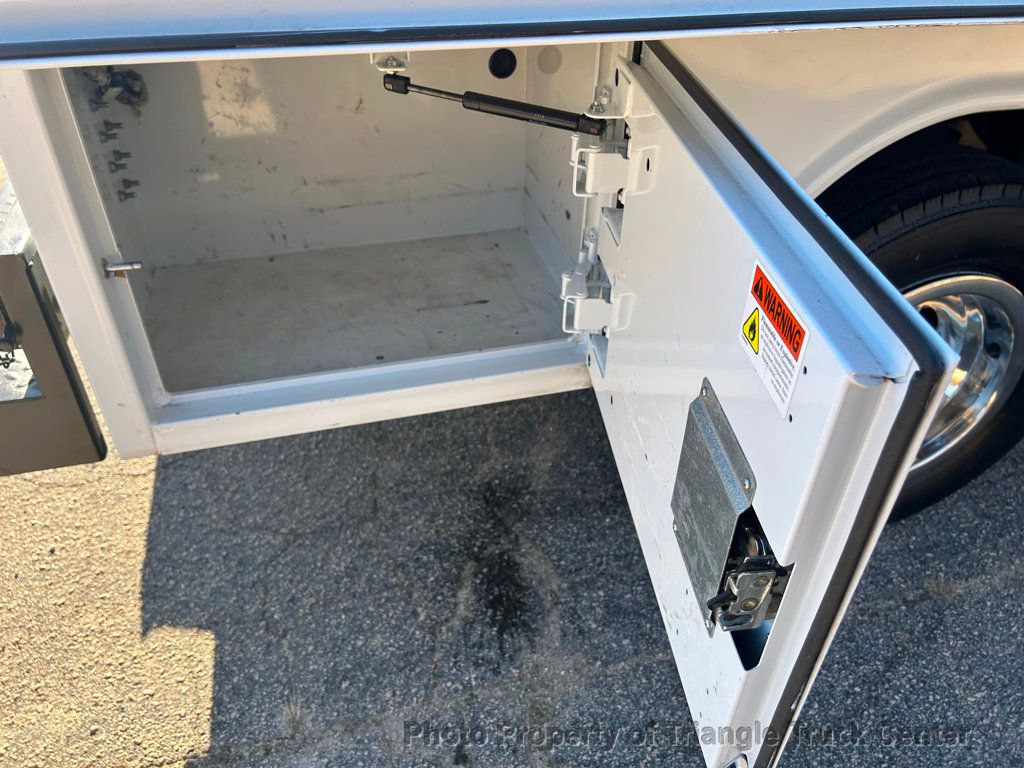 2017 Ram 3500HD WALK IN UTILITY JUST 21k MILES! FULL POWER EQUIPMENT! SUPER CLEAN UNIT! - 22928952 - 51