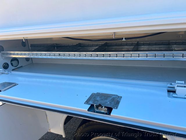 2017 Ram 3500HD WALK IN UTILITY JUST 21k MILES! FULL POWER EQUIPMENT! SUPER CLEAN UNIT! - 22928952 - 53