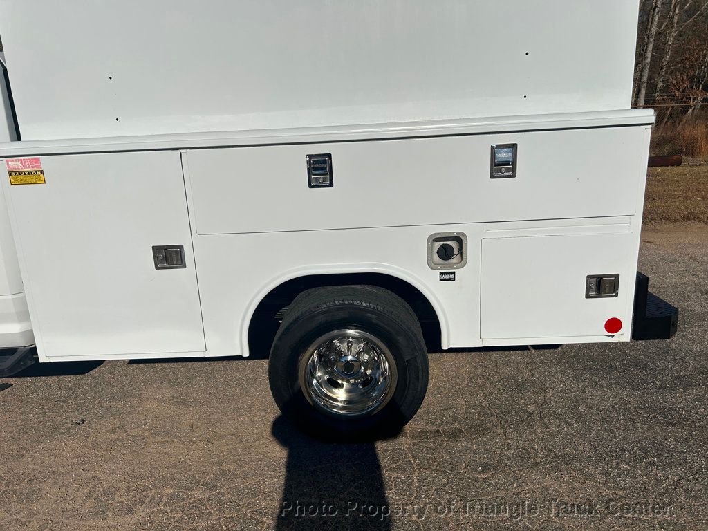 2017 Ram 3500HD WALK IN UTILITY JUST 21k MILES! FULL POWER EQUIPMENT! SUPER CLEAN UNIT! - 22928952 - 54