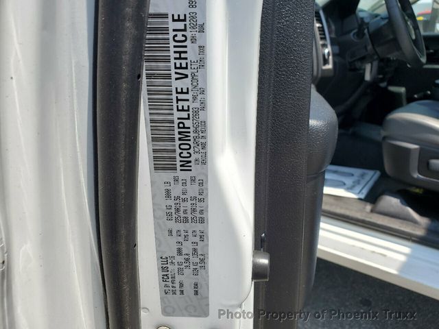 2017 Ram 5500 tradesman 2dr Regular Cab Chassis DRW - 21958524 - 16