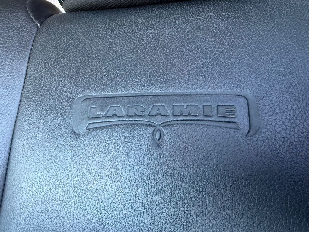 2017 Ram 5500 Chassis Cab Laramie 4x4 Crew Cab 60" CA 173.4" WB - 23022133 - 6