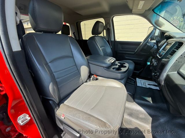 2017 Ram 5500 Chassis Cab Tradesman Crew Cab with Knapheide Utility Bed - 23010809 - 23