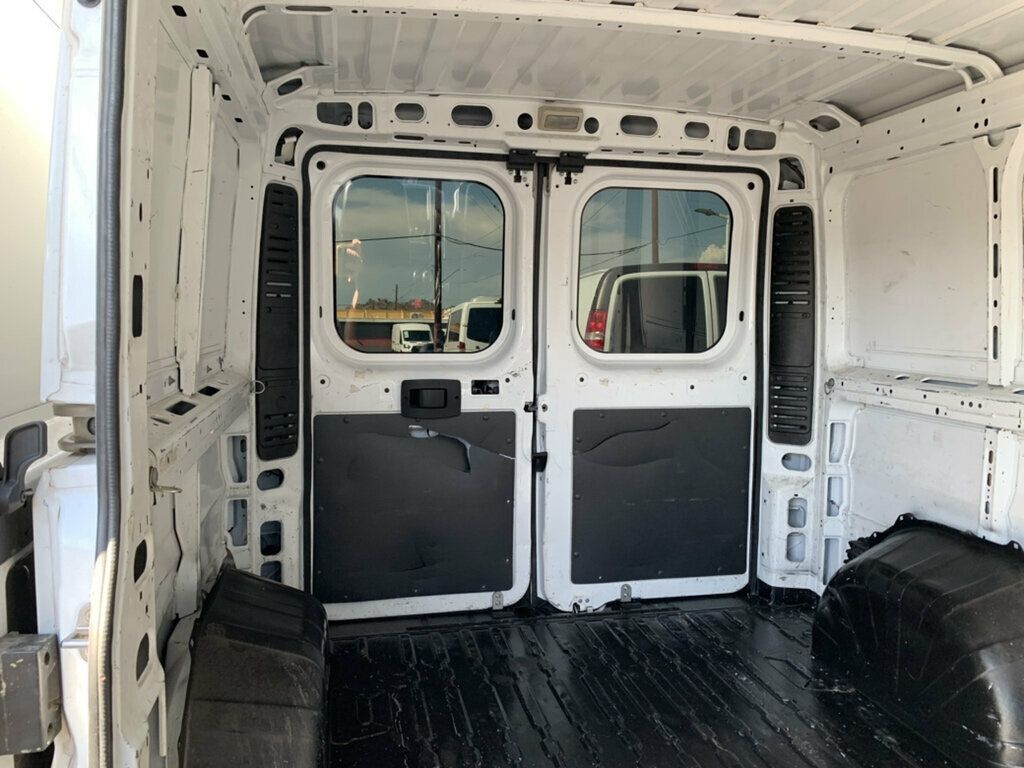 2017 Ram ProMaster Cargo Van 1500 Low Roof 136" WB - 23069674 - 10