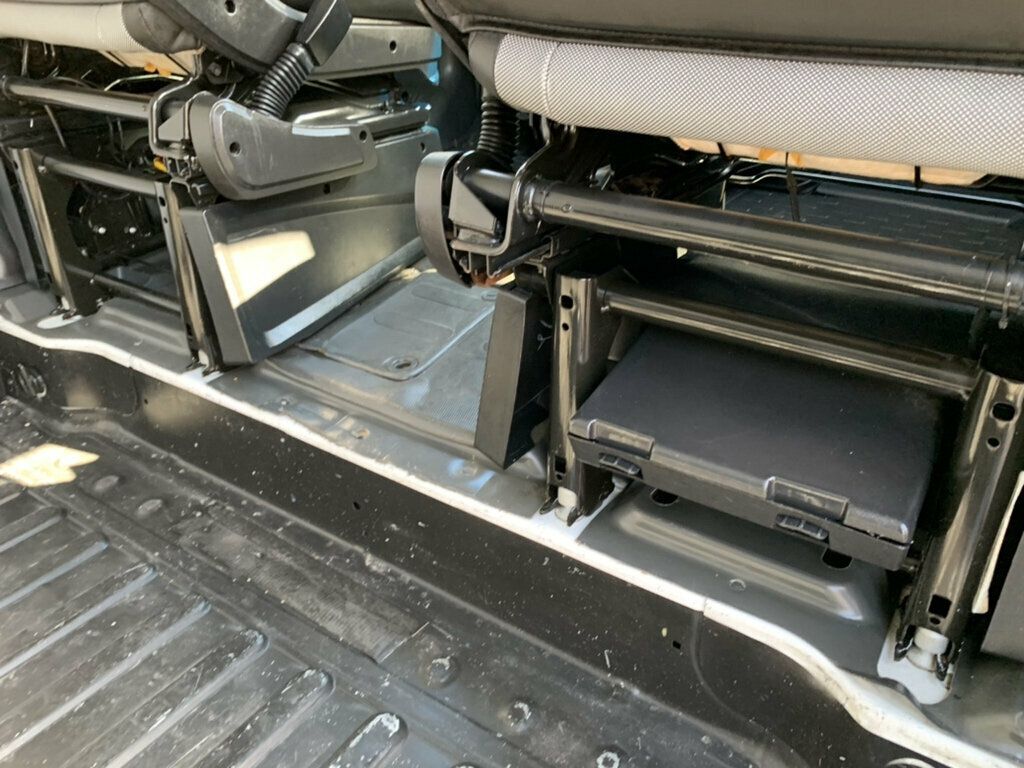 2017 Ram ProMaster Cargo Van 1500 Low Roof 136" WB - 23069674 - 11