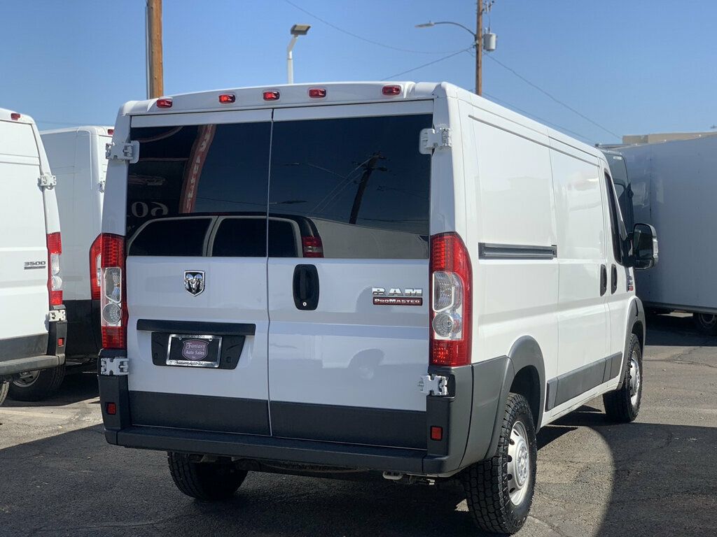 2017 Ram ProMaster Cargo Van 1500 Low Roof 136" WB - 23069674 - 21