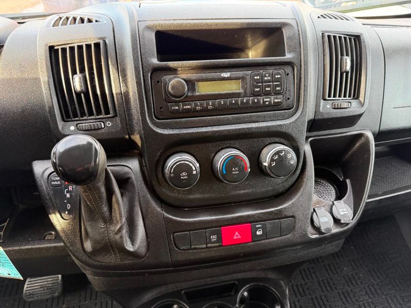 2017 Ram ProMaster Cargo Van 2500 High Roof 159" WB - 22963292 - 35