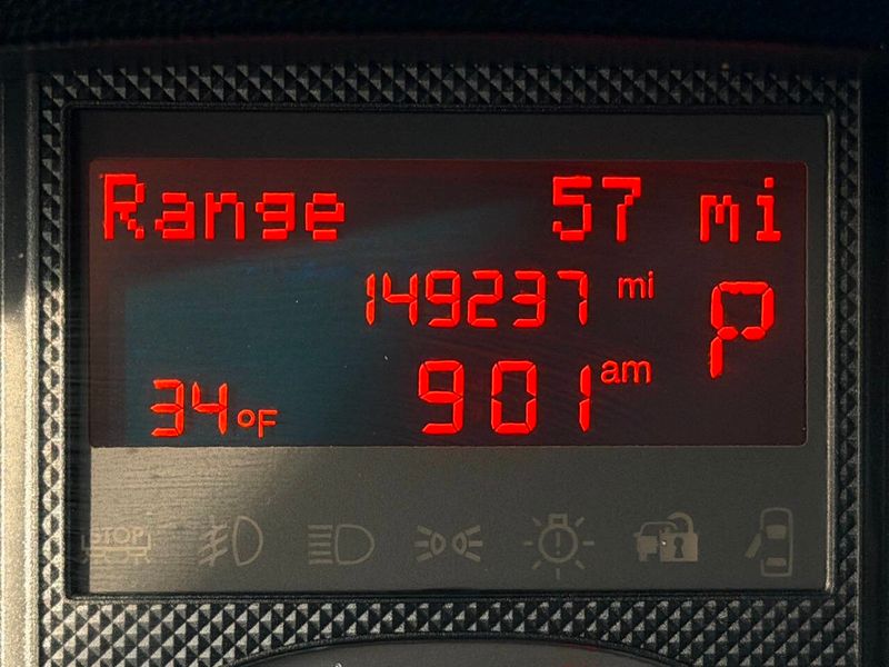 2017 Ram ProMaster Cargo Van 2500 High Roof 159" WB - 22963292 - 39