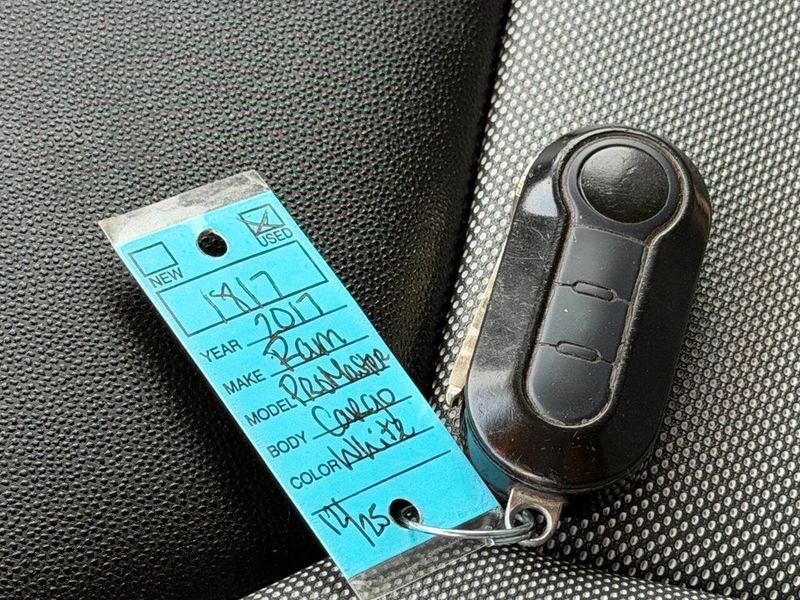 2017 Ram ProMaster Cargo Van 2500 High Roof 159" WB - 22963292 - 40