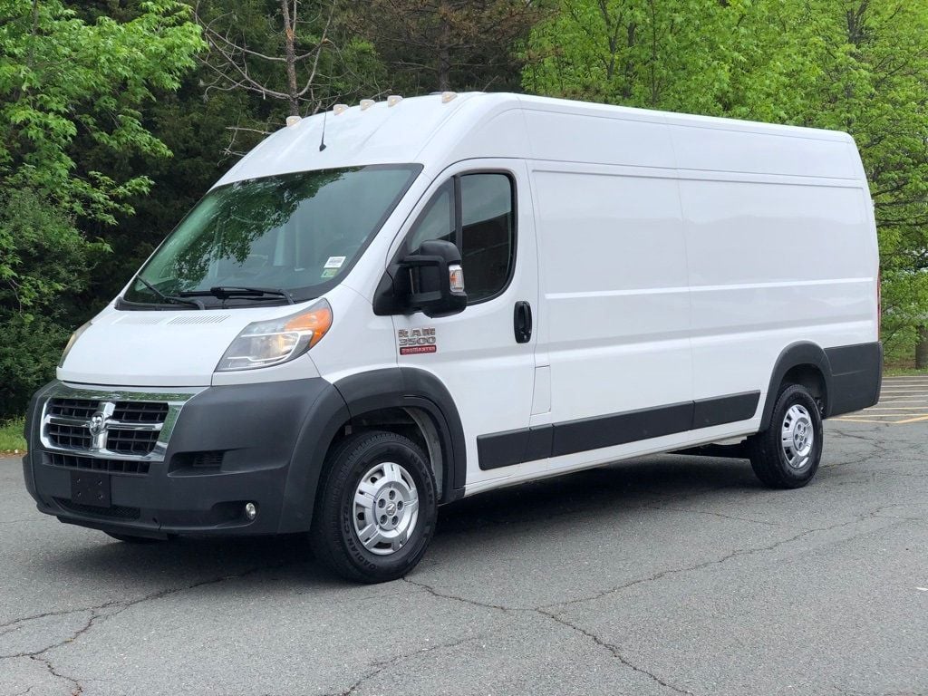 2025 Ram Promaster 3500 Extended Cargo Van - Grazia Scarlet