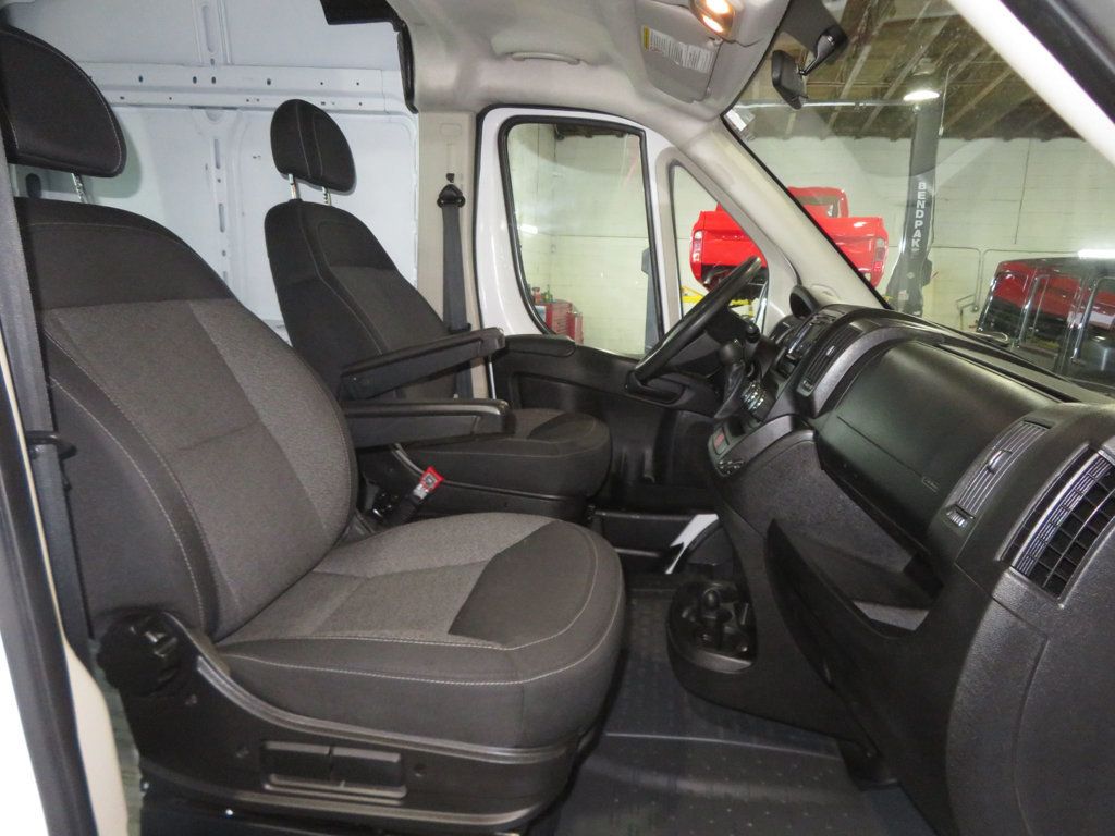 2017 Ram ProMaster Cargo Van HIGH ROOF CARGO VAN EXTRA CLEAN 80K MILES V6  - 23019832 - 28