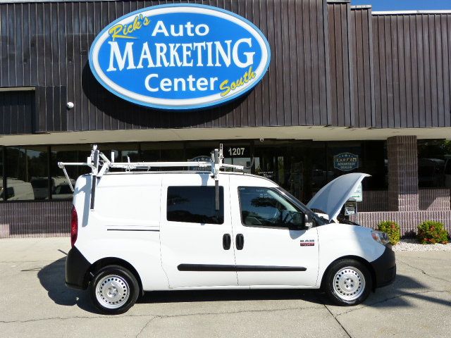 2017 Ram ProMaster City Cargo Van 2.4L 4CYL. GAS*TRADESMAN*GREAT VALUE*"LOADED" UPFIT PACKAGE!! - 22946618 - 23