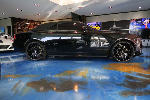 2017 Rolls-Royce Dawn Convertible - 22960413 - 10