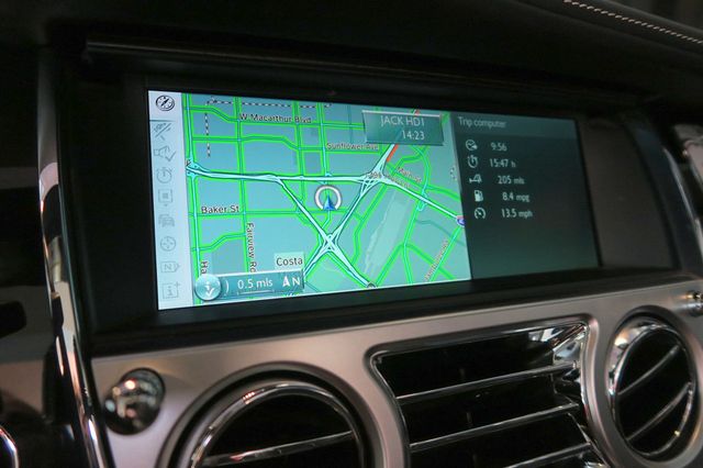 2017 Rolls-Royce Dawn Convertible - 22960413 - 23