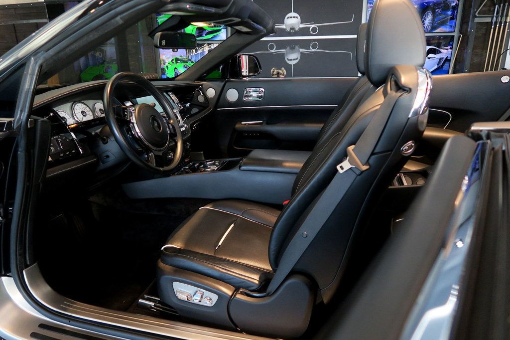 2017 Rolls-Royce Dawn Convertible - 22960413 - 40
