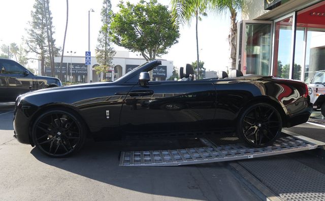 2017 Rolls-Royce Dawn Convertible - 22960413 - 4