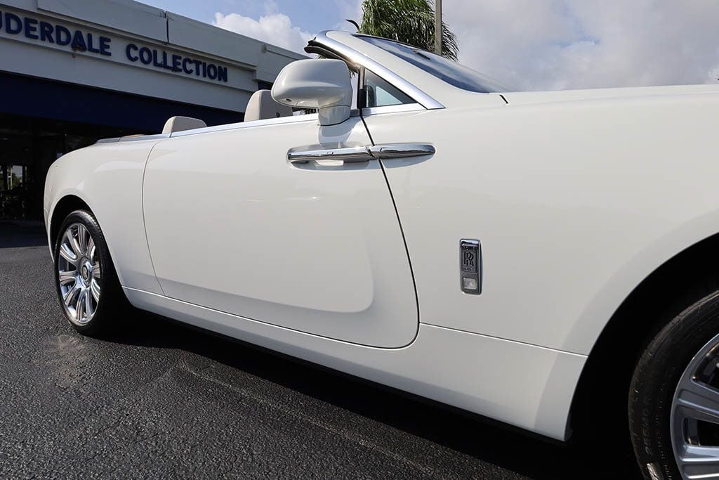 2017 Rolls-Royce Dawn Convertible - 20594306 - 11