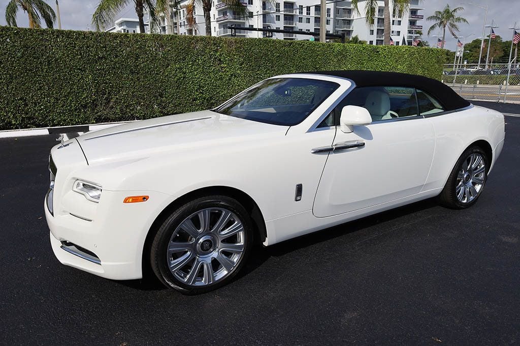 2017 Rolls-Royce Dawn Convertible - 20594306 - 39