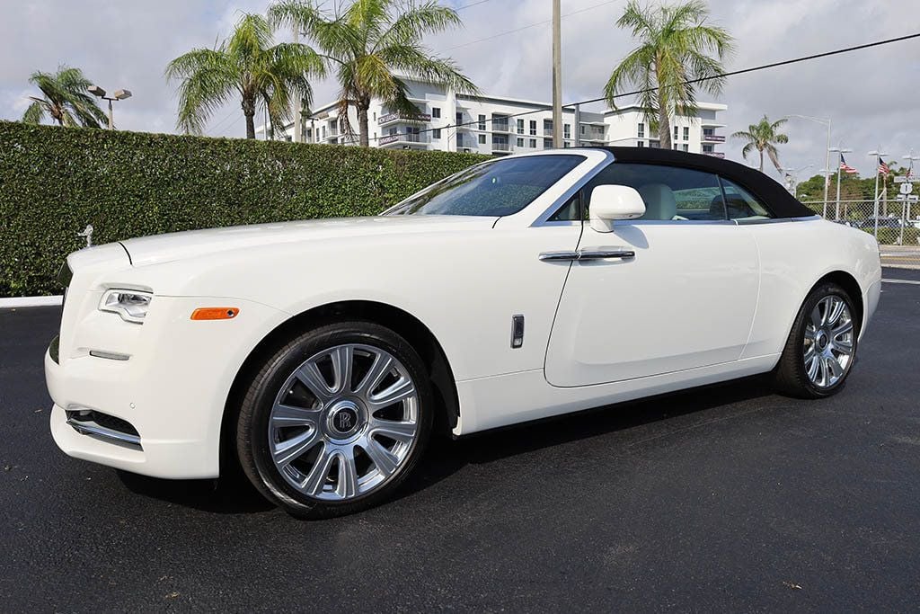 2017 Rolls-Royce Dawn Convertible - 20594306 - 4