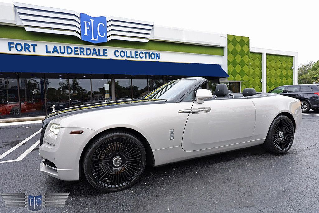 2017 Rolls-Royce Dawn Convertible - 22629278 - 0