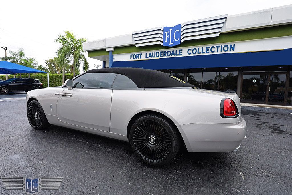 2017 Rolls-Royce Dawn Convertible - 22629278 - 6