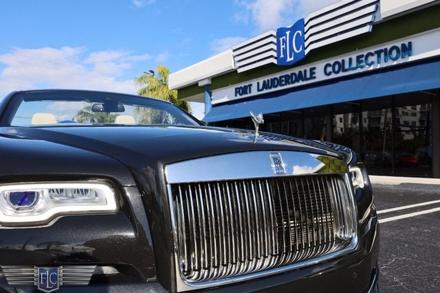 2017 Rolls-Royce Dawn Convertible - 22967978 - 10