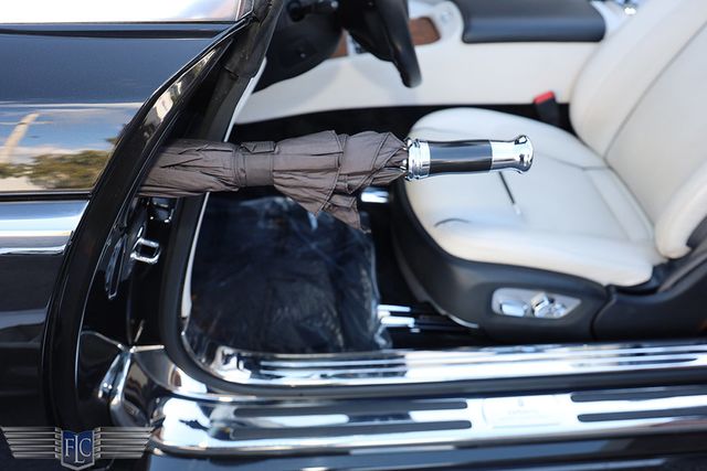 2017 Rolls-Royce Dawn Convertible - 22967978 - 13