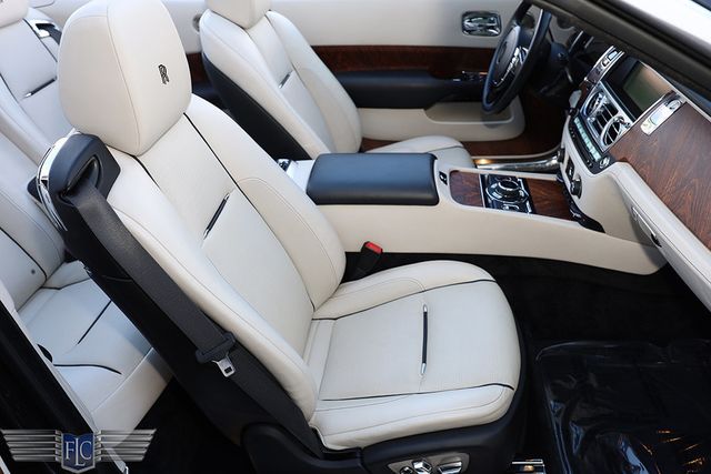 2017 Rolls-Royce Dawn Convertible - 22967978 - 15
