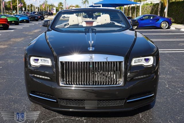 2017 Rolls-Royce Dawn Convertible - 22967978 - 7