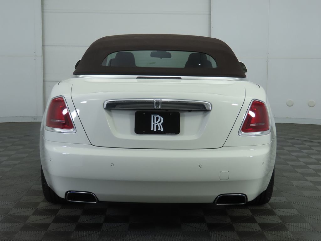2017 Rolls Royce Dawn photo 14