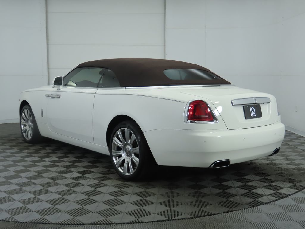 2017 Rolls Royce Dawn photo 15
