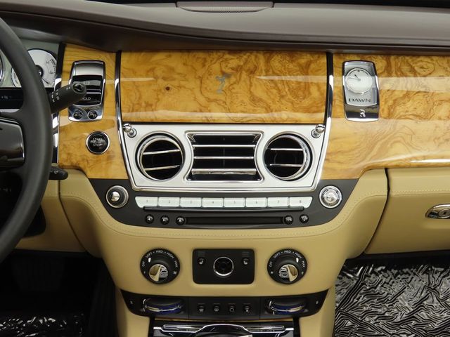 2017 Rolls-Royce Dawn Convertible - 22866351 - 21