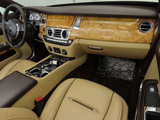 2017 Rolls-Royce Dawn Convertible - 22866351 - 24