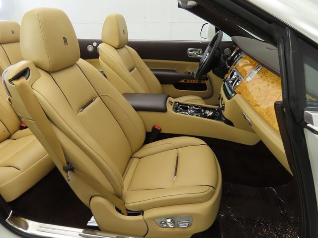 2017 Rolls-Royce Dawn Convertible - 22866351 - 26