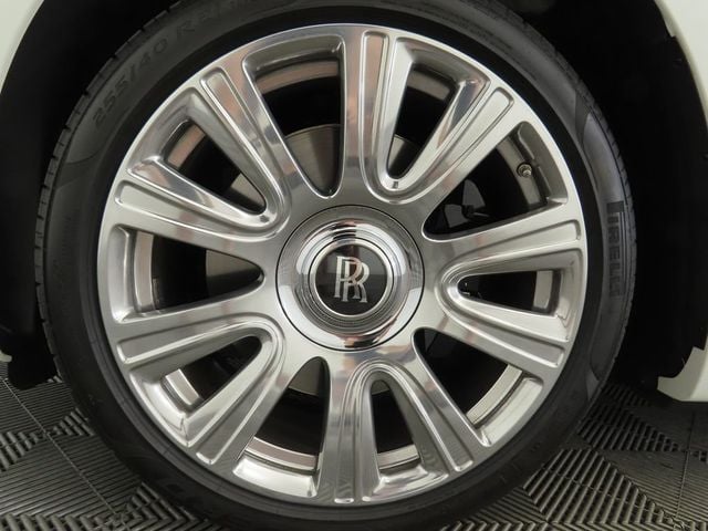 2017 Rolls-Royce Dawn Convertible - 22866351 - 34