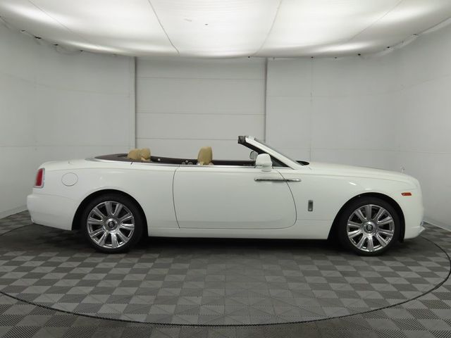2017 Rolls-Royce Dawn Convertible - 22866351 - 3