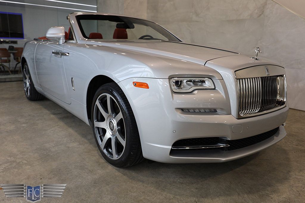 2017 Rolls-Royce Dawn Convertible - 22558356 - 44