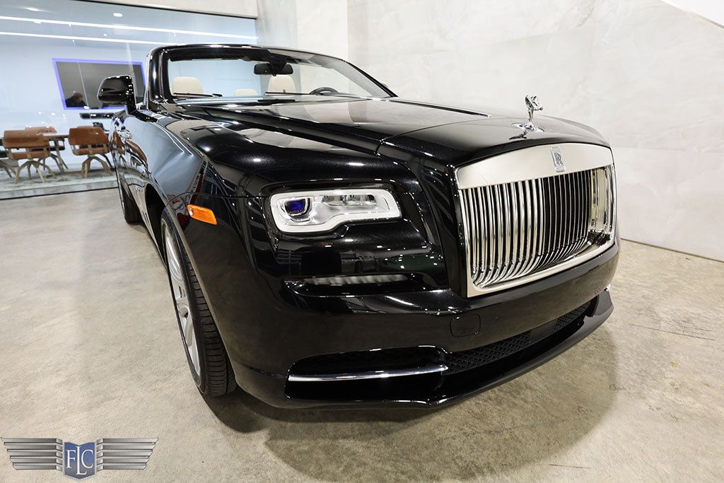 2017 Rolls-Royce Dawn Convertible - 22748274 - 8