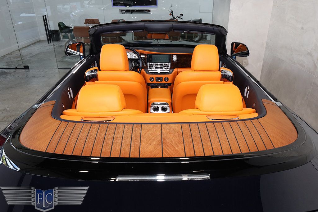2017 Rolls-Royce Dawn Convertible - 22999334 - 15