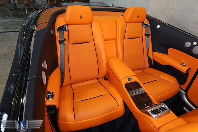 2017 Rolls-Royce Dawn Convertible - 22999334 - 20