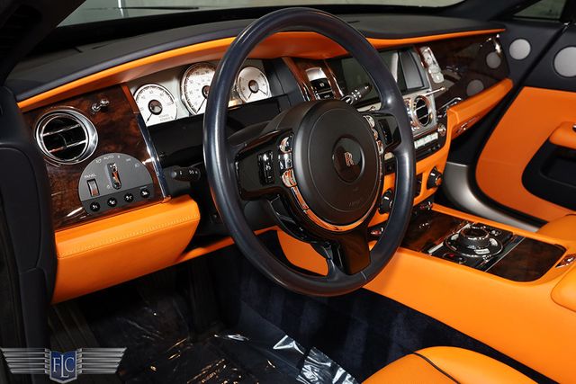 2017 Rolls-Royce Dawn Convertible - 22999334 - 25