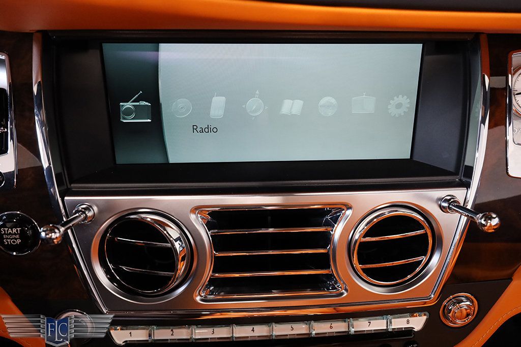 2017 Rolls-Royce Dawn Convertible - 22999334 - 30