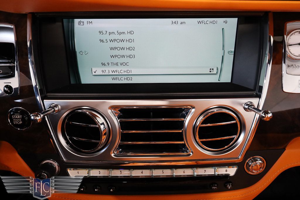 2017 Rolls-Royce Dawn Convertible - 22999334 - 31